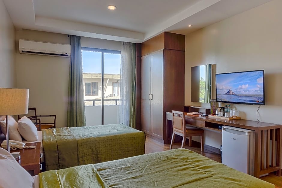 Photo 1 of 18 of Standard 2 Beds