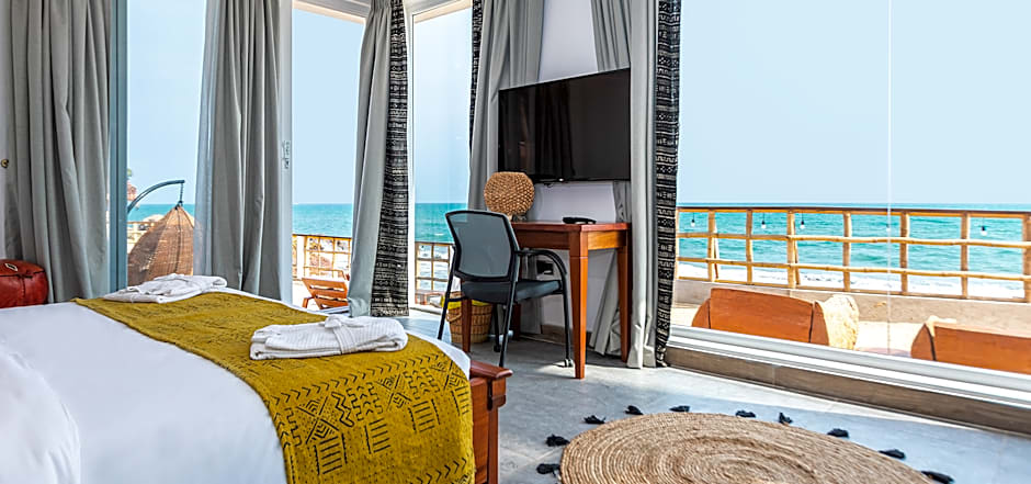 Photo 1 of 5 of Deluxe Suite, Sea View