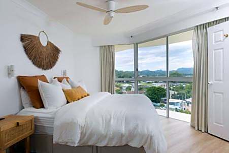 2nd Avenue Beachside Apartments