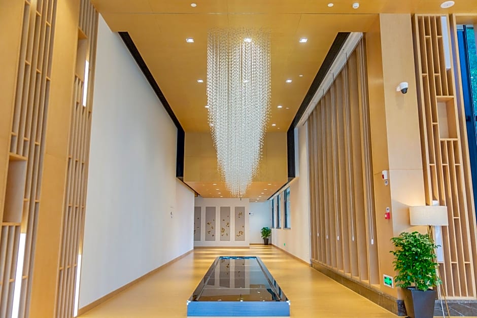 Holiday Inn Express Yaan City Center By IHG