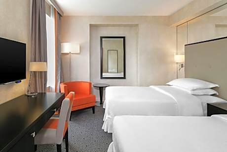 Premium Twin, Guest room, 2 Twin/Single Bed(s), City view