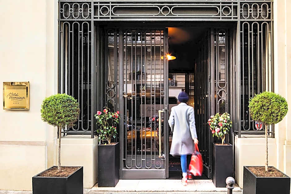 Hotel Monsieur