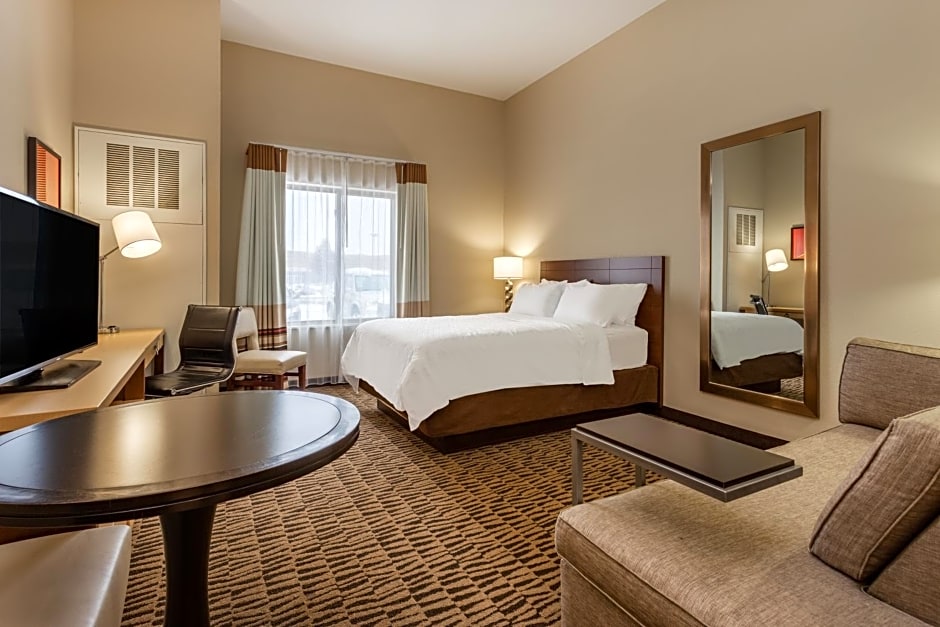 Candlewood Suites Fargo By IHG