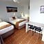 Sunburst Motel