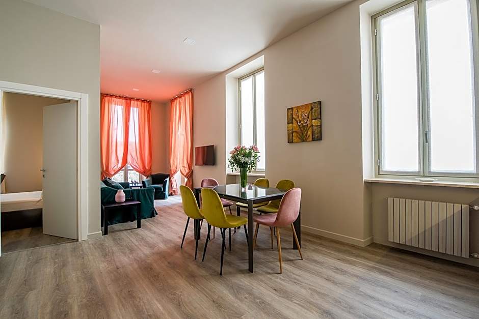 Carlina Palace by Varental