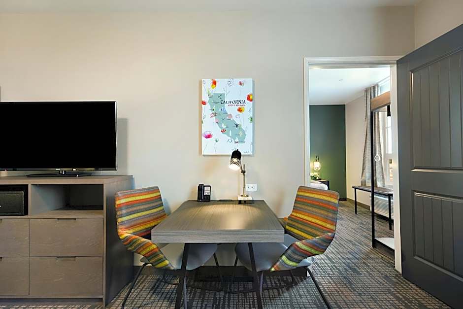 Oxford Suites Paso Robles