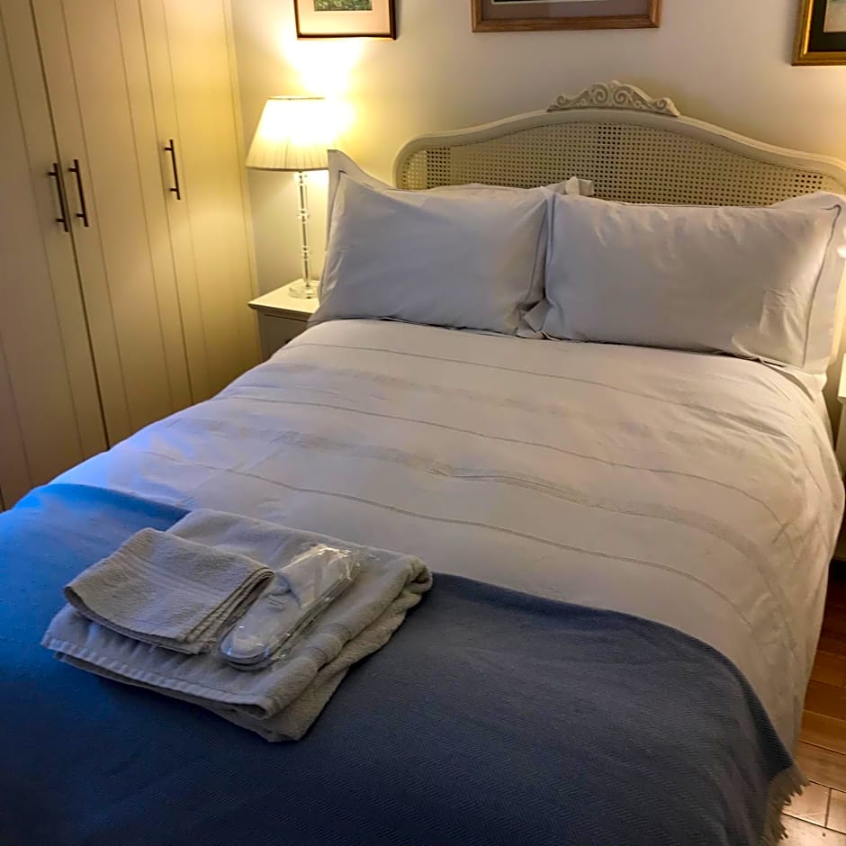 Fulham B&B – London