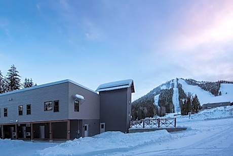 Nowhere Special Hostel