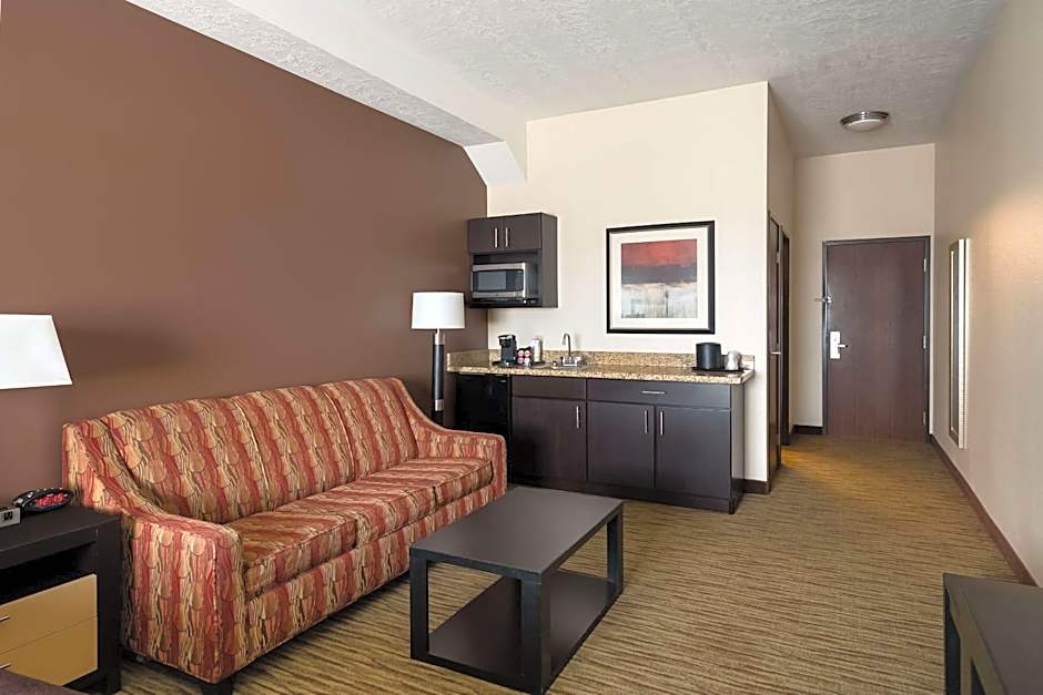 Best Western Plus Landmark Hotel