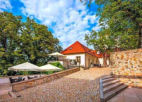 Bellevue hotel Karlov