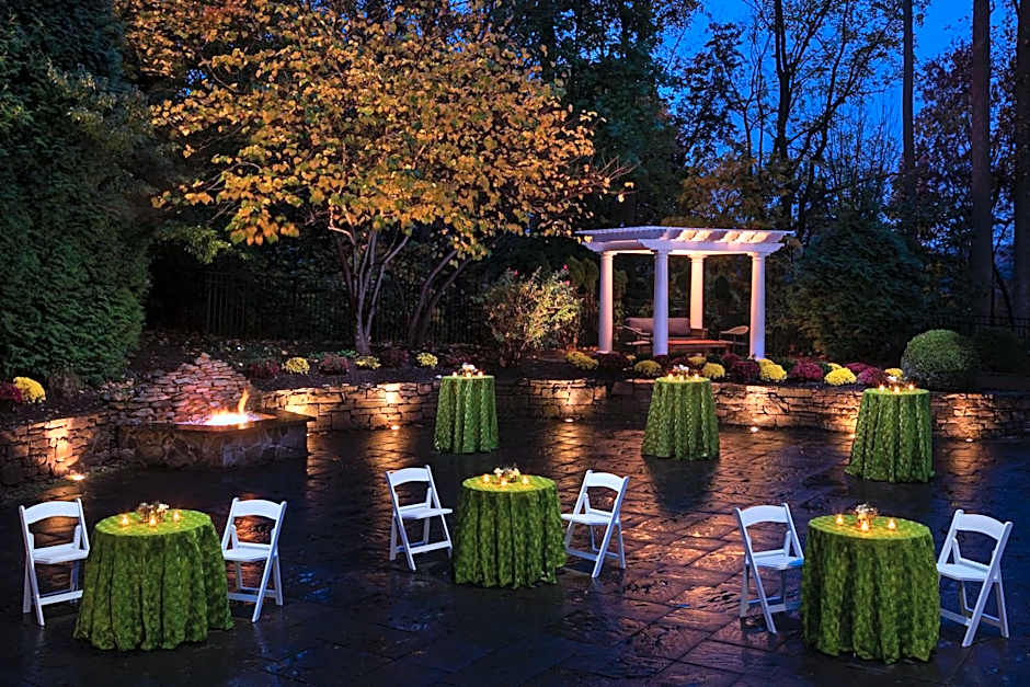 The Alloy King of Prussia - a DoubleTree by Hilton