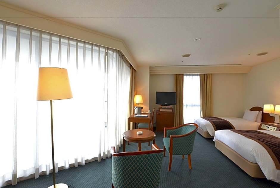 Hotel Livemax Nagasaki Airport