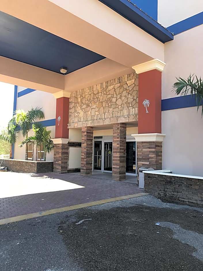 Blue Bay Inn And Suites