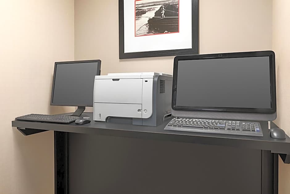 Wyndham Garden Niagara Falls Fallsview