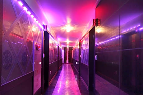Beauty Motel