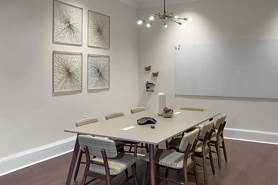 Crowne Plaza Lansing