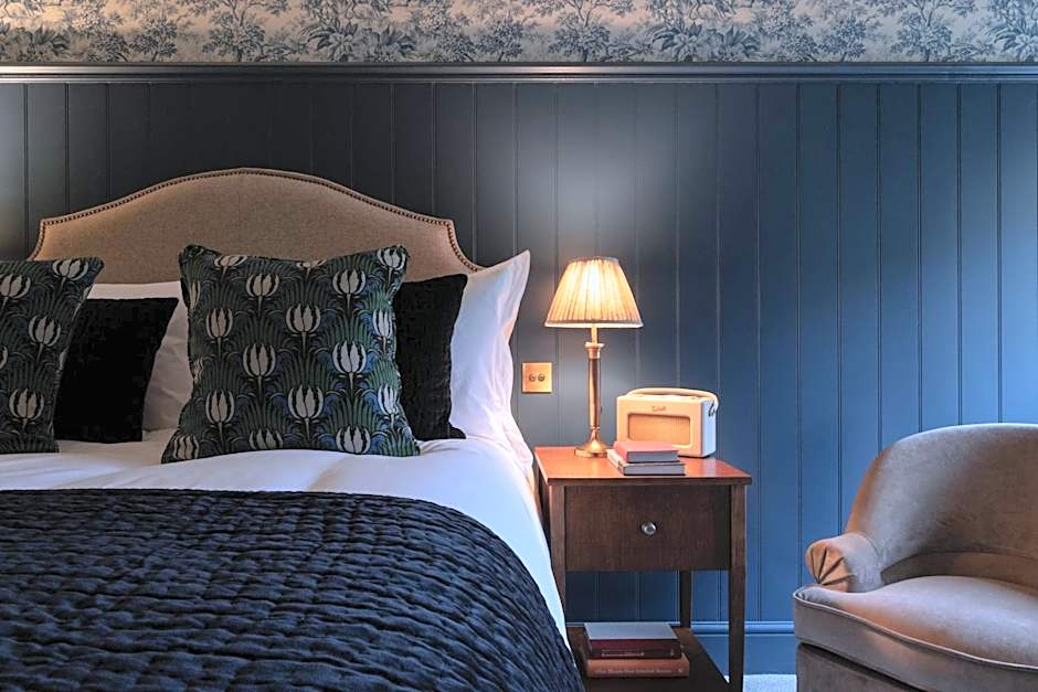 Dumbleton Hall Hotel