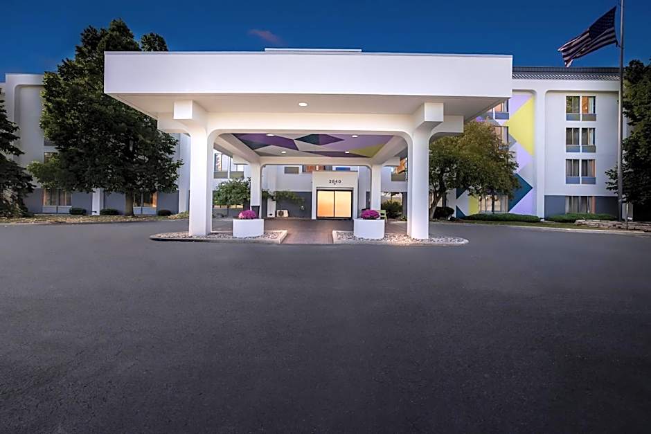 Spark by Hilton Green Bay