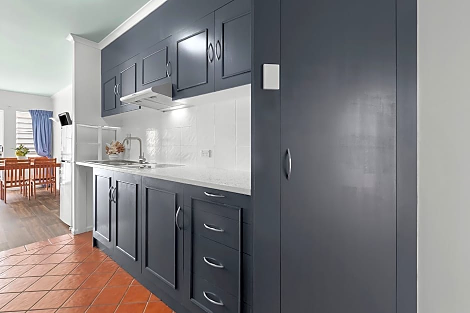 Villa Vaucluse Apartments