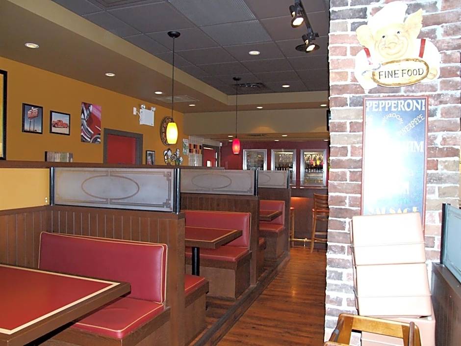 Coast Abbotsford Hotel & Suites