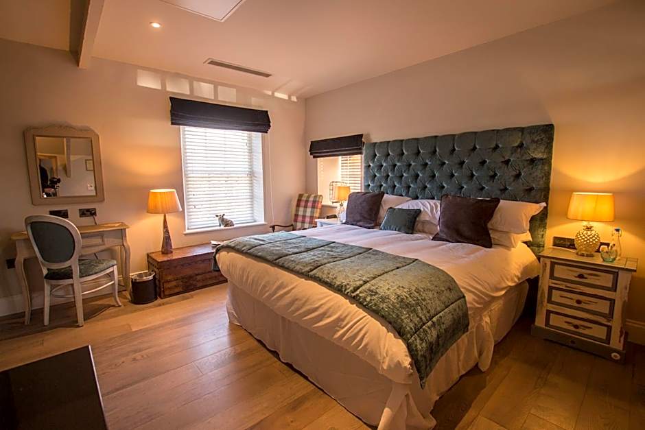 The Peacock at Barlow