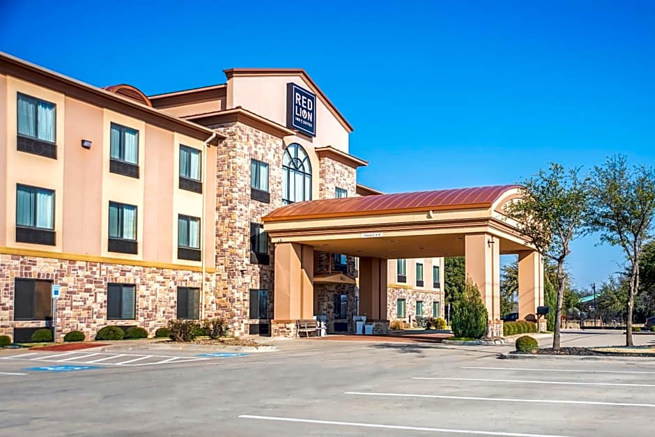Red Lion Inn & Suites Mineral Wells
