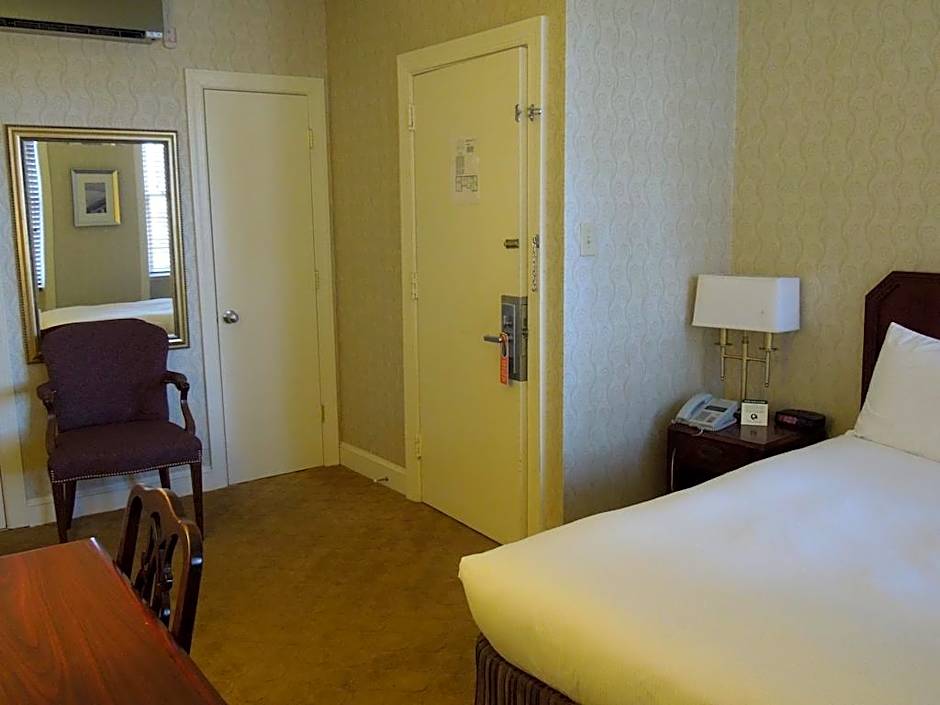 The Embassy Inn