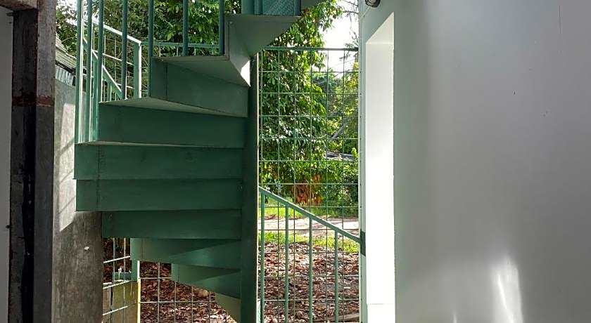 Big Tree Boutique Hotel