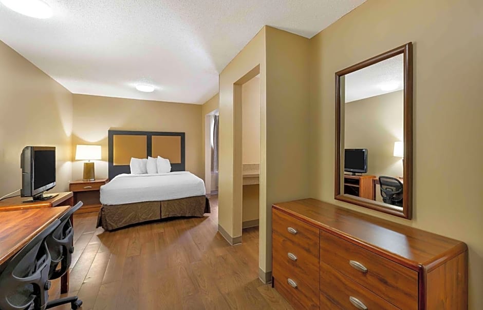 Extended Stay America Suites - Cleveland - Great Northern Mall