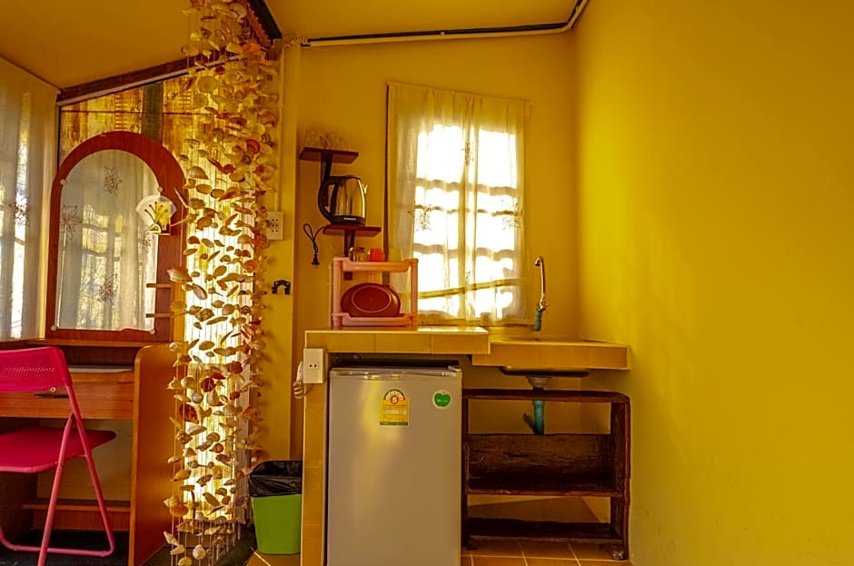 Sabina Guesthouse Kamala Beach