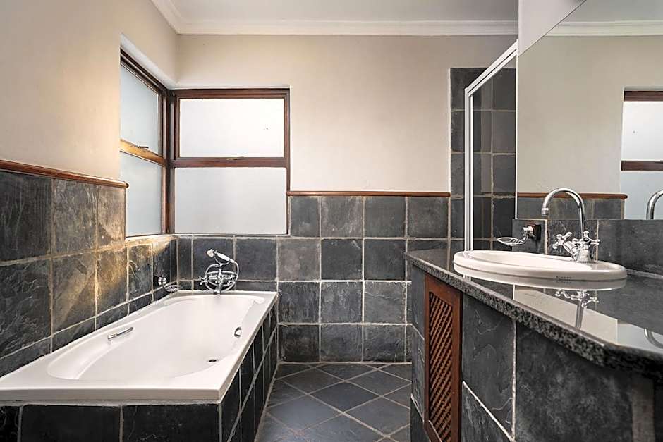 Premier Hotel Roodevalley