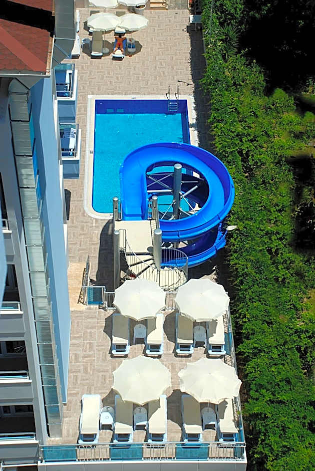 Kleopatra Ramira Hotel
