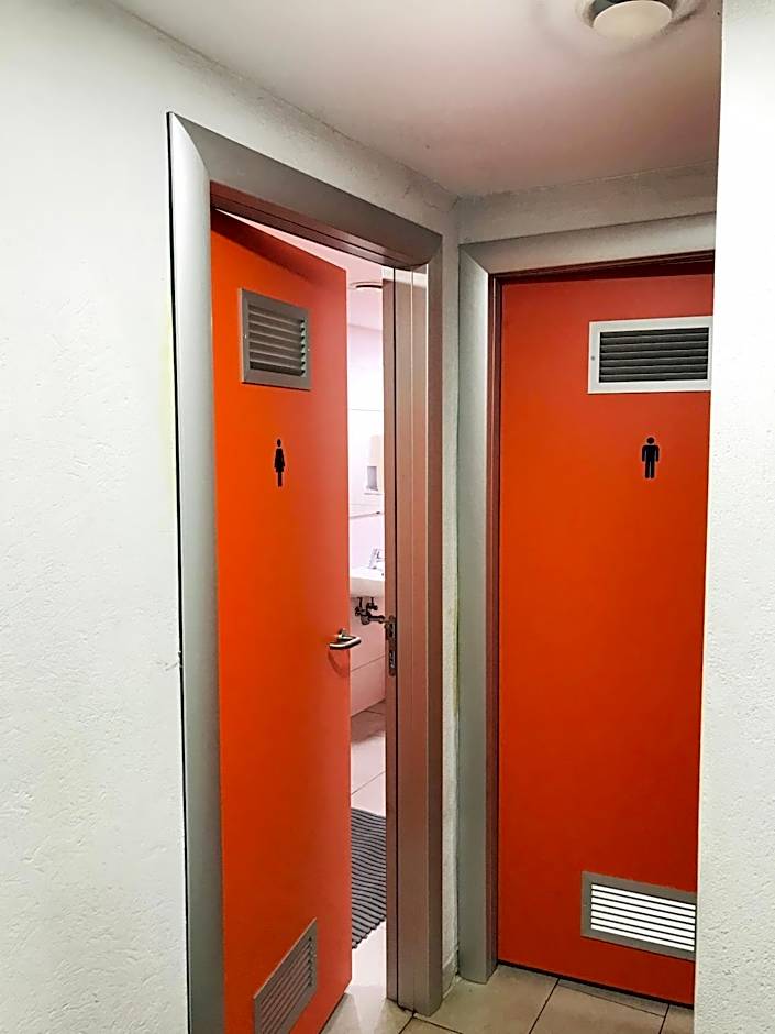 Hostelscat