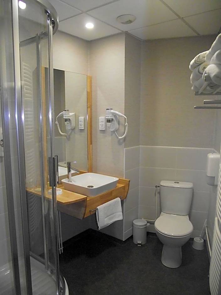 Logis Hotel des Bourbons