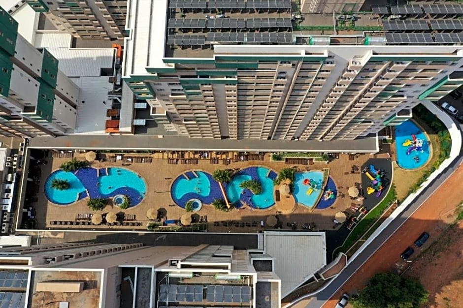 Apartamento em Resort de Olímpia ao lado do Parque Aquático
