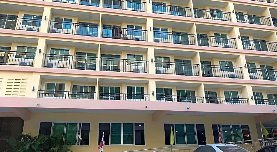 A.A. Pattaya Golden Beach Hotel
