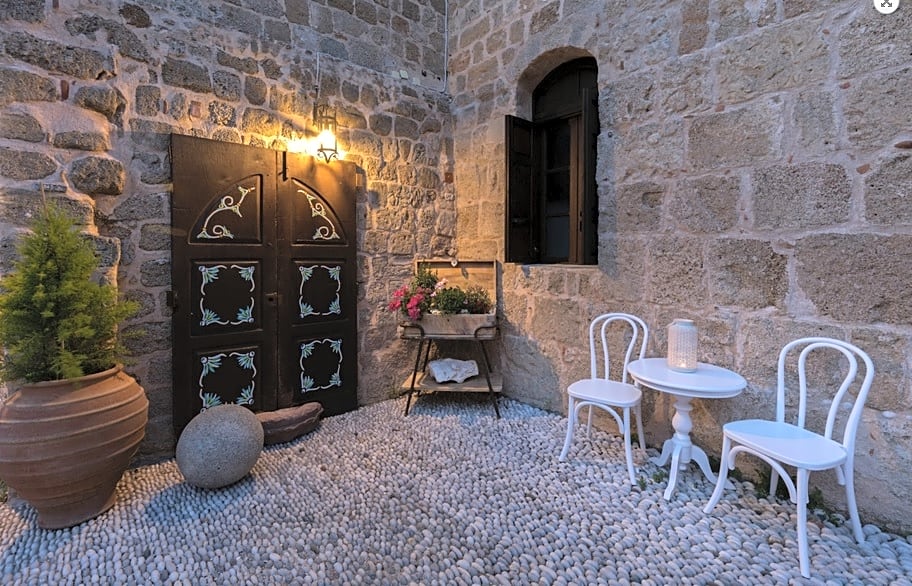 Saint Artemios Boutique