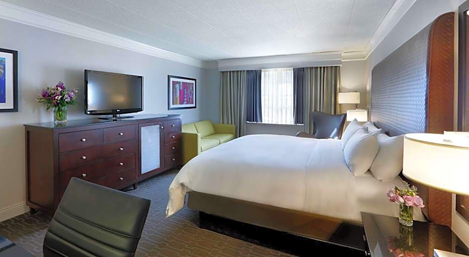 Hilton Mystic