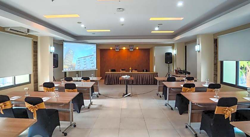 Loji Hotel
