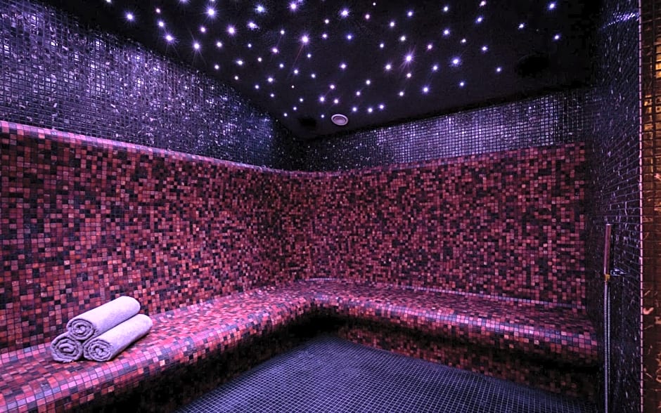 Green Mountain 5* Hotel