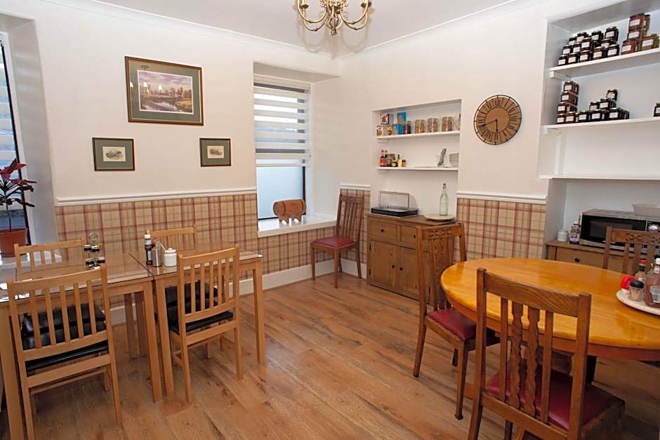 Dunvegan Bed & Breakfast