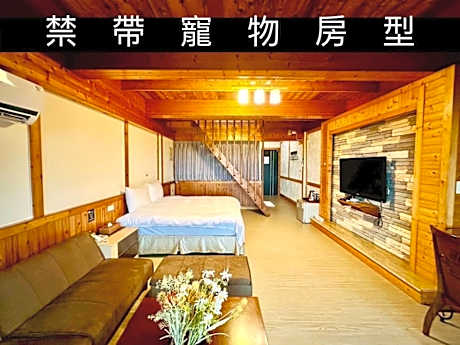 Deluxe Family Suite
