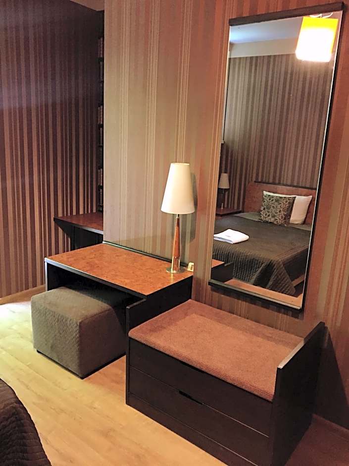 Finger Guest Rooms