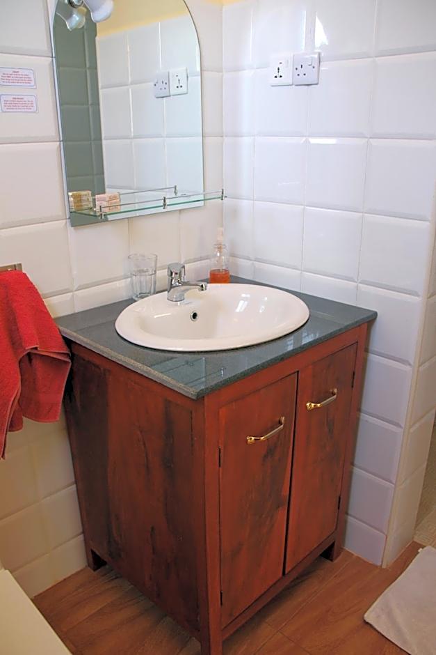 Tanzanice Farm Lodge