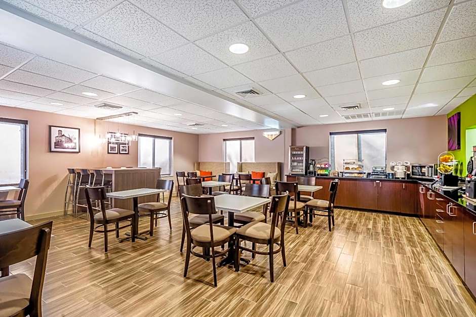 Sleep Inn & Suites Harrisonburg near University