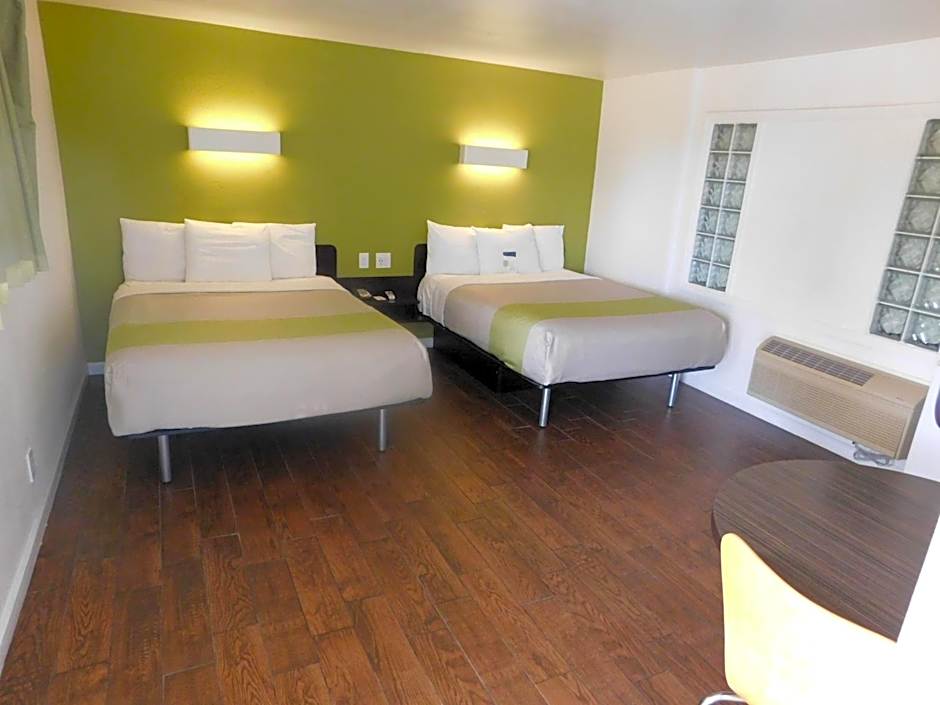 Fisherman's Cove Inn