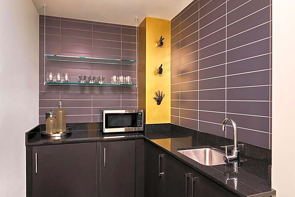 W Hotel Minneapolis The Foshay