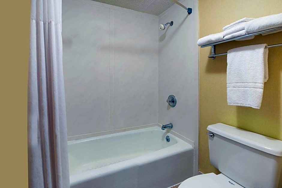 Days Inn by Wyndham Paducah