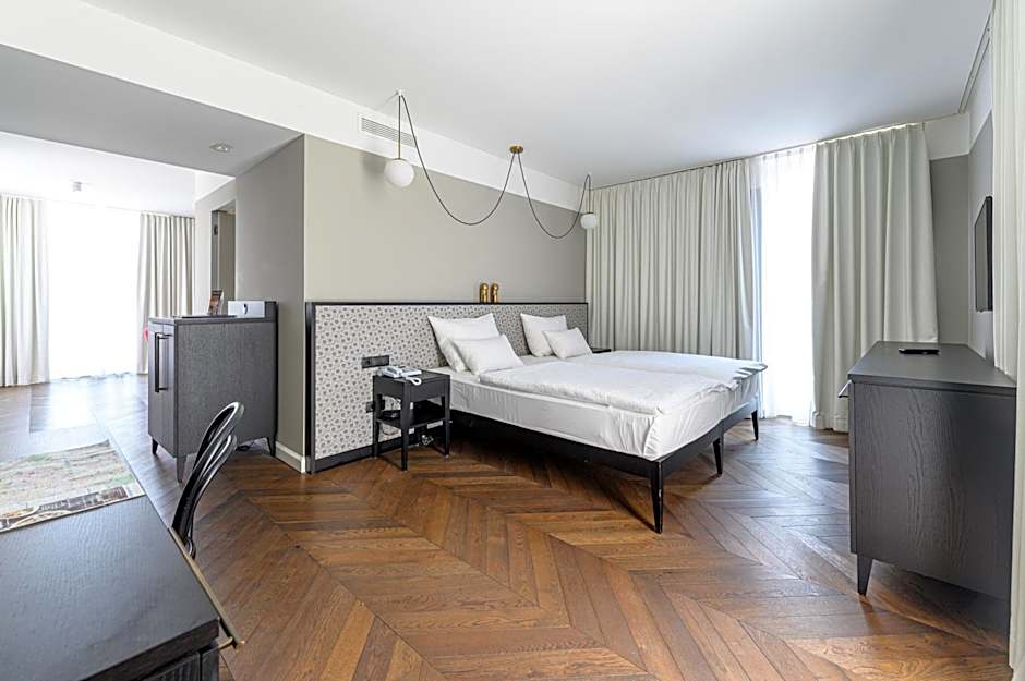 Hotel Caroline