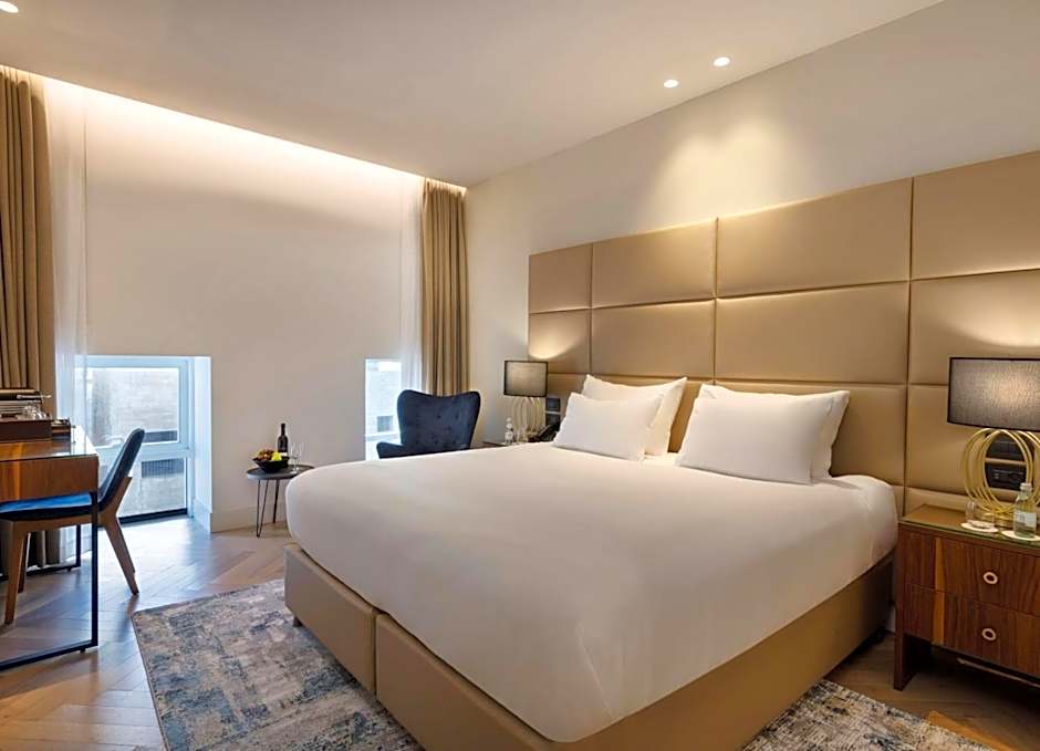 Opera Tel Aviv by Herbert Samuel